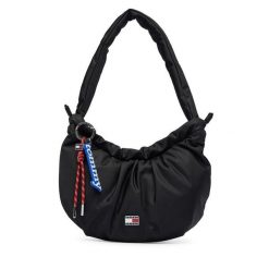Torebka Tommy Jeans. Czarne torebki klasyczne Tommy Jeans, bez wzorów, z jeansu, klasyczne, bez dodatków. Za 369.99 zł.
