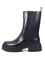 GAP Botki w kolorze czarnym na obcasie rozmiar: 39. Czarne botki GAP, bez wzorów, eleganckie, bez obcasa, na obcasie, bez zapięcia. Za 194.95 zł.