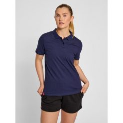 Damska elastyczna koszulka polo Hummel Red. Niebieskie t-shirty sportowe Hummel, s, bez wzorów, z tkaniny, bez ramiączek, na golfa. Za 148.50 zł.