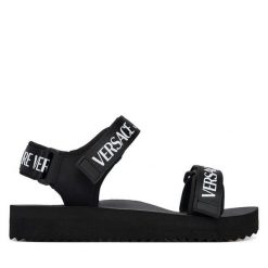 Sandały Versace Jeans Couture. Czarne sandały Versace Jeans Couture, bez wzorów, z jeansu, bez obcasa, na płaskiej podeszwie, bez zapięcia. Za 549.99 zł.