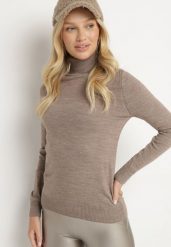 Beżowy Golf w Klasycznym Stylu Tasfedi. Brązowe swetry Born2be, m, bez wzorów, z jeansu, eleganckie, bez ramiączek. W wyprzedaży za 67.99 zł.