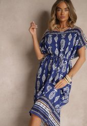 Niebieska Wiskozowa Sukienka o Pudełkowym Kroju w Etniczny Print Miriliana. Niebieskie sukienki Renee, na co dzień, xl, z aplikacjami, z jeansu, eleganckie, bez kołnierzyka, bez ramiączek, maxi, kopertowe. W wyprzedaży za 55.99 zł.
