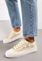 Beżowe Krótkie Trampki z Ażurowego Materiału Bremavia. Brązowe trampki Renee, w ażurowe wzory, boho, bez zapięcia. W wyprzedaży za 32.99 zł.