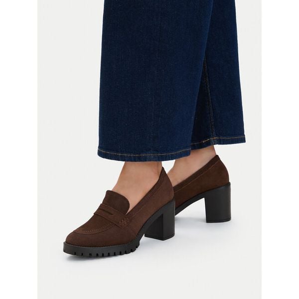 Półbuty Lasocki. Brązowe półbuty wsuwane Lasocki, bez wzorów, bez obcasa, na obcasie. Za 229.99 zł.