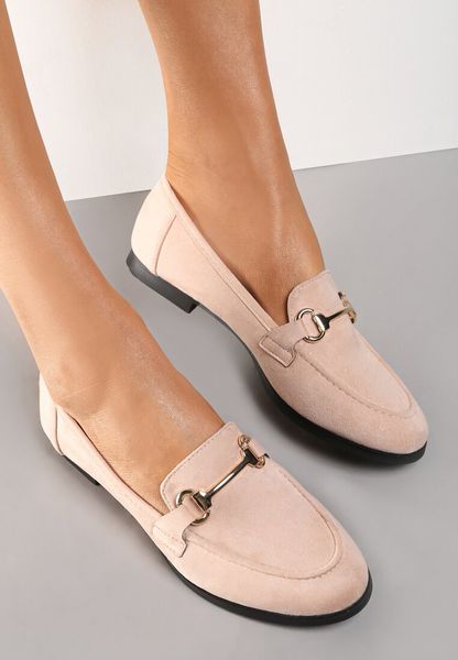 Różowe Mokasyny Fair City. Czerwone mokasyny Renee, bez wzorów. Za 69.99 zł.