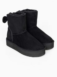 Blackfield Botki zimowe "Champlain" w kolorze czarnym rozmiar: 38. Czarne botki Blackfield, bez wzorów, z materiału, z okrągłym noskiem, bez obcasa, na platformie, bez zapięcia. Za 100.52 zł.