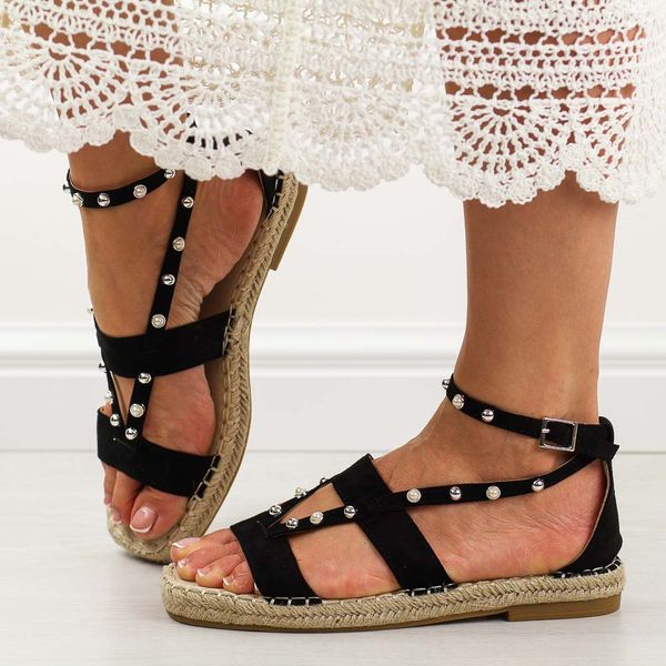 Czarne espadyle damskie, sandały S.Barski 33132. Czarne sandały S.BARSKI, bez wzorów, z zamszu, bez obcasa, na obcasie, bez zapięcia. Za 99.00 zł.