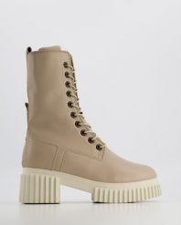 BOTKI DAMSKIE 769-002FY P OSSO. Botki Venezia, bez wzorów, ze skóry, bez obcasa, bez zapięcia. Za 269.00 zł.