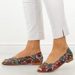 Niebieskie ażurowe baleriny damskie z odkrytymi palcami M.Daszyński Sa136-8. Niebieskie baleriny M.Daszyński, w ażurowe wzory, ze skóry, eleganckie, z otwartym noskiem, bez obcasa, na płaskiej podeszwie, bez zapięcia. Za 179.00 zł.