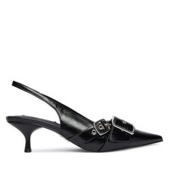 Czółenka Steve Madden. Czarne czółenka Steve Madden, bez wzorów, bez obcasa, bez zapięcia. Za 389.99 zł.
