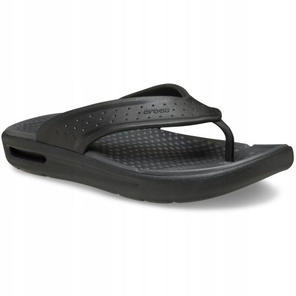 Japonki Dla Dorosłych Crocs In Motion Flip. Czarne japonki Crocs, bez wzorów, z materiału. Za 239.99 zł.