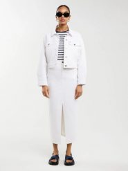 Spódnica damska midi jeansowa biała Tori 100. Białe spódnice BIG STAR, na plażę, bez wzorów, z denimu, klasyczne, midi. W wyprzedaży za 199.99 zł.