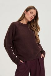Gładki sweter brązowy. Brązowe swetry MOODO, xl, bez wzorów, z elastanu, bez ramiączek. Za 129.99 zł.