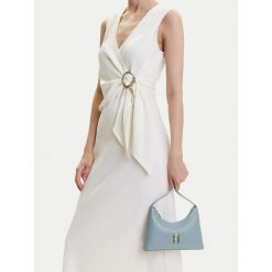 Torebka Furla. Niebieskie torebki klasyczne Furla, bez wzorów, klasyczne, bez dodatków. Za 679.99 zł.