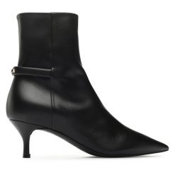 Botki Furla. Czarne botki Furla, bez wzorów, bez obcasa, na szpilce, bez zapięcia. Za 1,039.00 zł.