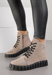 Ciemnobeżowe Botki Workery Potocki na Platformie Ozdobionej Tłoczeniem Gianessa. Brązowe botki Renee, bez wzorów, z jeansu, bez obcasa, na platformie, bez zapięcia. Za 199.99 zł.