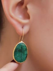 L'Atelier de Gaia Pozłacane kolczyki z agatem rozmiar: onesize. Zielone kolczyki L'Atelier de Gaia, z agatem, pozłacane. Za 48.05 zł.
