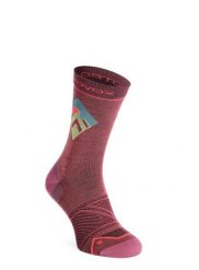 Skarpety trekkingowe damskie Ortovox Alpine Light Comp Mid Socks. Czerwone skarpetki ORTOVOX, bez wzorów, z materiału. Za 119.99 zł.