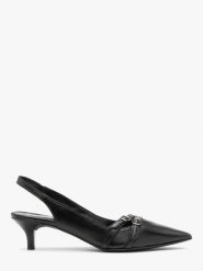 Czarne czółenka slingback z ozdobnymi paskami SARAH. Czarne czółenka Ryłko, bez wzorów, z gumy, bez obcasa, na obcasie, bez zapięcia. Za 399.99 zł.