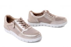 Caprice 9-23700-42 345 taupe comb, półbuty damskie. Brązowe półbuty wsuwane Caprice, bez wzorów, bez obcasa. Za 299.90 zł.