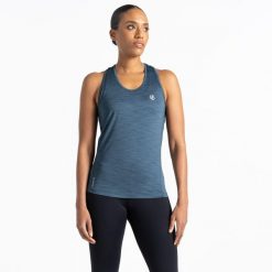 Koszulka sportowa damska Modernize II bez rękawów. Brązowe t-shirty sportowe Dare 2b, bez wzorów, z elastanu, bez ramiączek. W wyprzedaży za 59.99 zł.