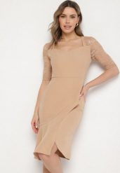 Beżowa Asymetryczna Sukienka Vices o Dopasowanym Kroju z Koronką Natifese. Brązowe sukienki Born2be, na co dzień, l, bez wzorów, z koronki, eleganckie, z asymetrycznym kołnierzem, bez ramiączek, midi, asymetryczne. W wyprzedaży za 101.99 zł.