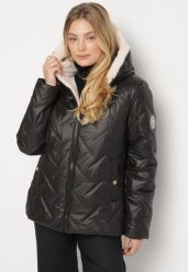 Czarno-Beżowa Pikowana Kurtka o Prostym Kroju z Kapturem Avilerie. Czarne kurtki Born2be, plus size, bez wzorów, z jeansu, eleganckie, z kapturem. Za 169.99 zł.