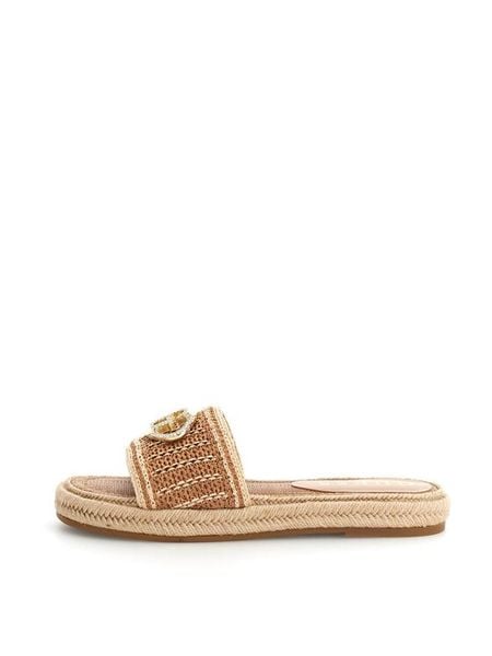 Guess Espadryle FLJKLI FAB03 Beżowy. Brązowe espadryle Guess, z aplikacjami, z syntetyku, bez obcasa. Za 301.99 zł.