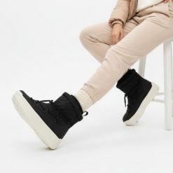 Czarne Śniegowce Filippo Ciepłe Buty Damskie Na Platformie. Czarne śniegowce Filippo, bez wzorów, z jeansu, bez zapięcia. Za 159.00 zł.