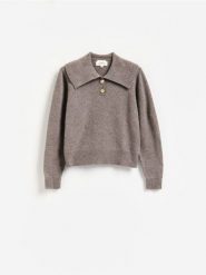 Sweter z wełną i domieszką kaszmiru - beżowy. Brązowe swetry Reserved, l, bez wzorów, z dzianiny, bez ramiączek. Za 299.99 zł.