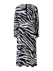 Oui Sukienka w kolorze kremowo-czarnym rozmiar: 36. Brązowe sukienki Oui, bez wzorów, z wiskozy, bez kołnierzyka, bez ramiączek, midi. Za 173.99 zł.