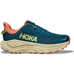 Buty do biegania damskie Hoka One One Challenger 8. Niebieskie buty do biegania Hoka One One, bez wzorów, z materiału, bez zapięcia, do biegania. Za 765.00 zł.