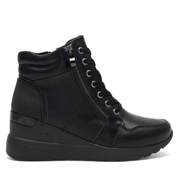 Botki Clara Barson. Czarne botki Clara Barson, bez wzorów, bez obcasa, na koturnie, bez zapięcia. Za 139.99 zł.