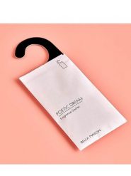 BELLA MAISON Saszetka zapachowa "Poetic Dream" w kolorze białym - 25 g rozmiar: onesize. Białe nerki i saszetki BELLA MAISON, bez wzorów, bez dodatków. Za 19.49 zł.