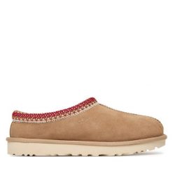 Śniegowce Ugg. Brązowe śniegowce UGG, bez wzorów, bez zapięcia. Za 609.99 zł.