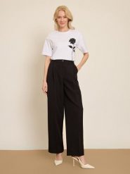 BGN Spodnie w kolorze czarnym rozmiar: 40. Czarne spodnie materiałowe BGN, bez wzorów, z materiału. Za 121.99 zł.