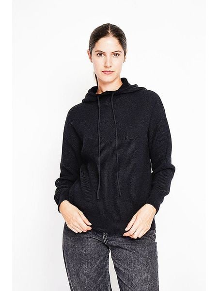 ASSUILI Sweter w kolorze czarnym rozmiar: 34. Czarne swetry Assuili, bez wzorów, ze splotem, klasyczne, bez ramiączek. Za 130.99 zł.