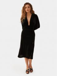 Undress Code Sukienka koktajlowa Date Night 477 Czarny Slim Fit. Czarne sukienki Undress Code, xs, bez wzorów, z syntetyku, wizytowe, bez kołnierzyka, bez ramiączek. Za 549.99 zł.