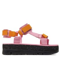 Sandały Camper. Czerwone sandały Camper, bez wzorów, bez obcasa, na płaskiej podeszwie, bez zapięcia. Za 369.99 zł.