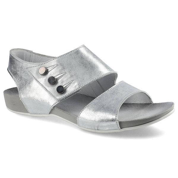 Srebrne Sandały Damskie Lemar Wygodne Buty Skórzane. Szare sandały Lemar, bez wzorów, ze skóry, bez obcasa, bez zapięcia. Za 149.00 zł.