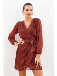 Milan Kiss Sukienka w kolorze ceglanym ze wzorem rozmiar: L. Pomarańczowe sukienki Milan Kiss, na co dzień, l, bez wzorów, bez kołnierzyka, bez ramiączek, mini, proste. Za 162.87 zł.