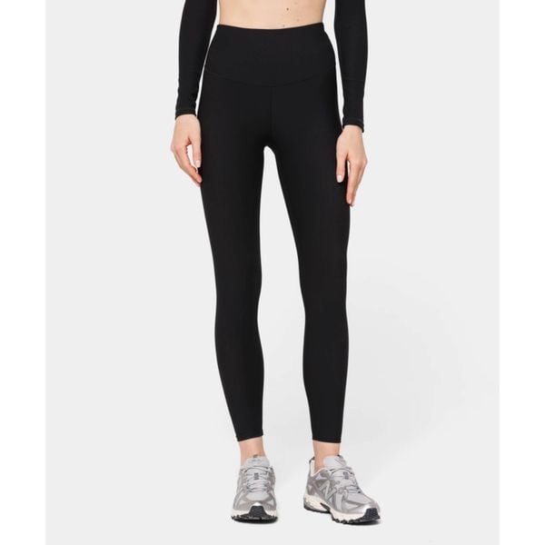 Legginsy Carpatree prążkowane z kieszenią Onyx Flow czarne. Czarne legginsy Carpatree, bez wzorów, prążkowane, sportowe. W wyprzedaży za 149.99 zł.