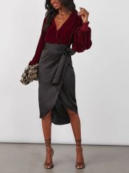 Milan Kiss Bluzka w kolorze czerwonym rozmiar: S. Czerwone bluzki Milan Kiss, s, bez wzorów, bez kołnierzyka, bez ramiączek. Za 148.26 zł.