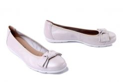 CAPRICE 9-22153-42 136 M2215342 pearl perl dee, baleriny damskie. Brązowe baleriny Caprice, bez wzorów, bez obcasa, bez zapięcia. Za 369.90 zł.