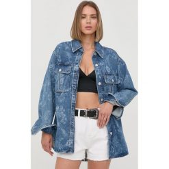 The Kooples koszula jeansowa damska relaxed z kołnierzykiem klasycznym. Niebieskie koszule The Kooples, l, bez wzorów, z jeansu, klasyczne, bez kołnierzyka, bez ramiączek. W wyprzedaży za 789.99 zł.