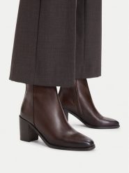 U.S. Polo Assn. Botki EO-ANDRE001W/GL1 Brązowy. Brązowe botki U.S. Polo Assn., bez wzorów, ze skóry, bez obcasa, na słupku, bez zapięcia. Za 449.99 zł.