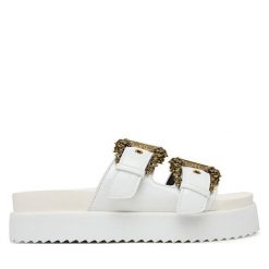 Klapki Versace Jeans Couture. Białe klapki Versace Jeans Couture, bez wzorów, z jeansu, bez obcasa, bez zapięcia. Za 839.99 zł.