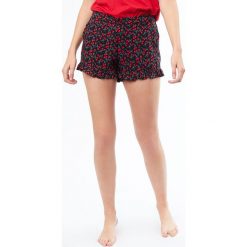 Etam - Szorty piżamowe. Piżamy marki Etam. W wyprzedaży za 49.90 zł.