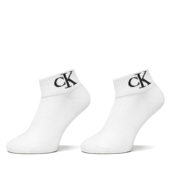 Skarpety długie Calvin Klein Jeans. Białe skarpetki Calvin Klein Jeans, bez wzorów, z jeansu. Za 59.99 zł.