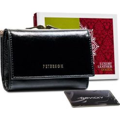 Peterson Zgrabny portfel damski z ochroną kart RFID Peterson NoSize. Brązowe portfele Peterson, bez wzorów. Za 156.45 zł.